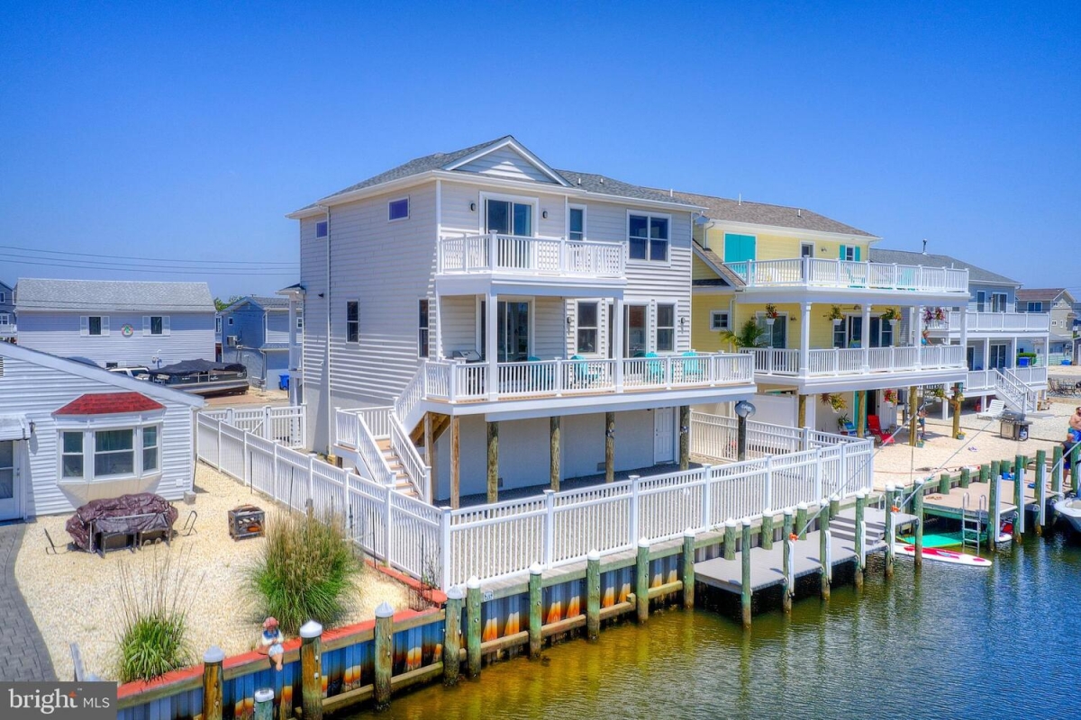 16 Virginia Janzer Builders Waterfront Homes Custom Builder