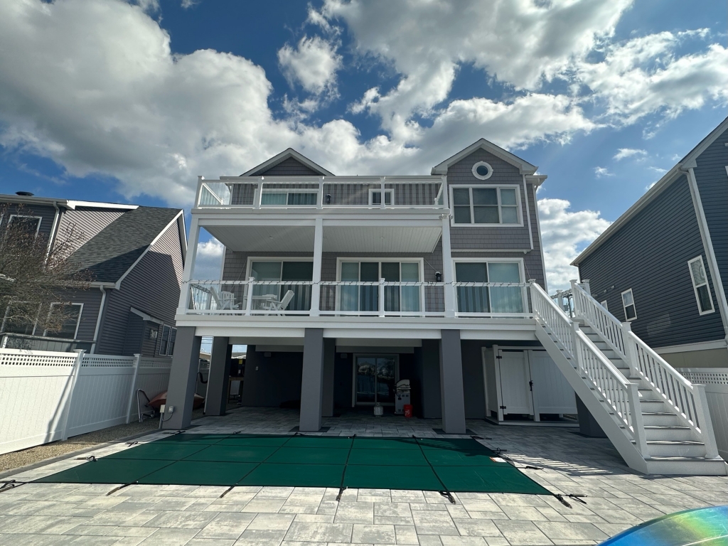 1135 Millcreek Janzer Builders Waterfront Homes Custom Builder